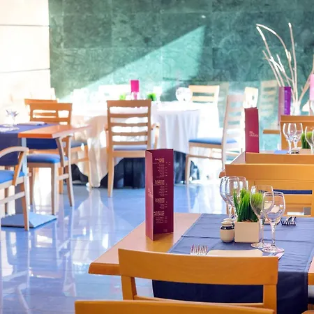 Hotel Sol Port 4*