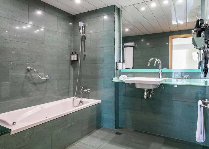 Sol Port Hotel 4*